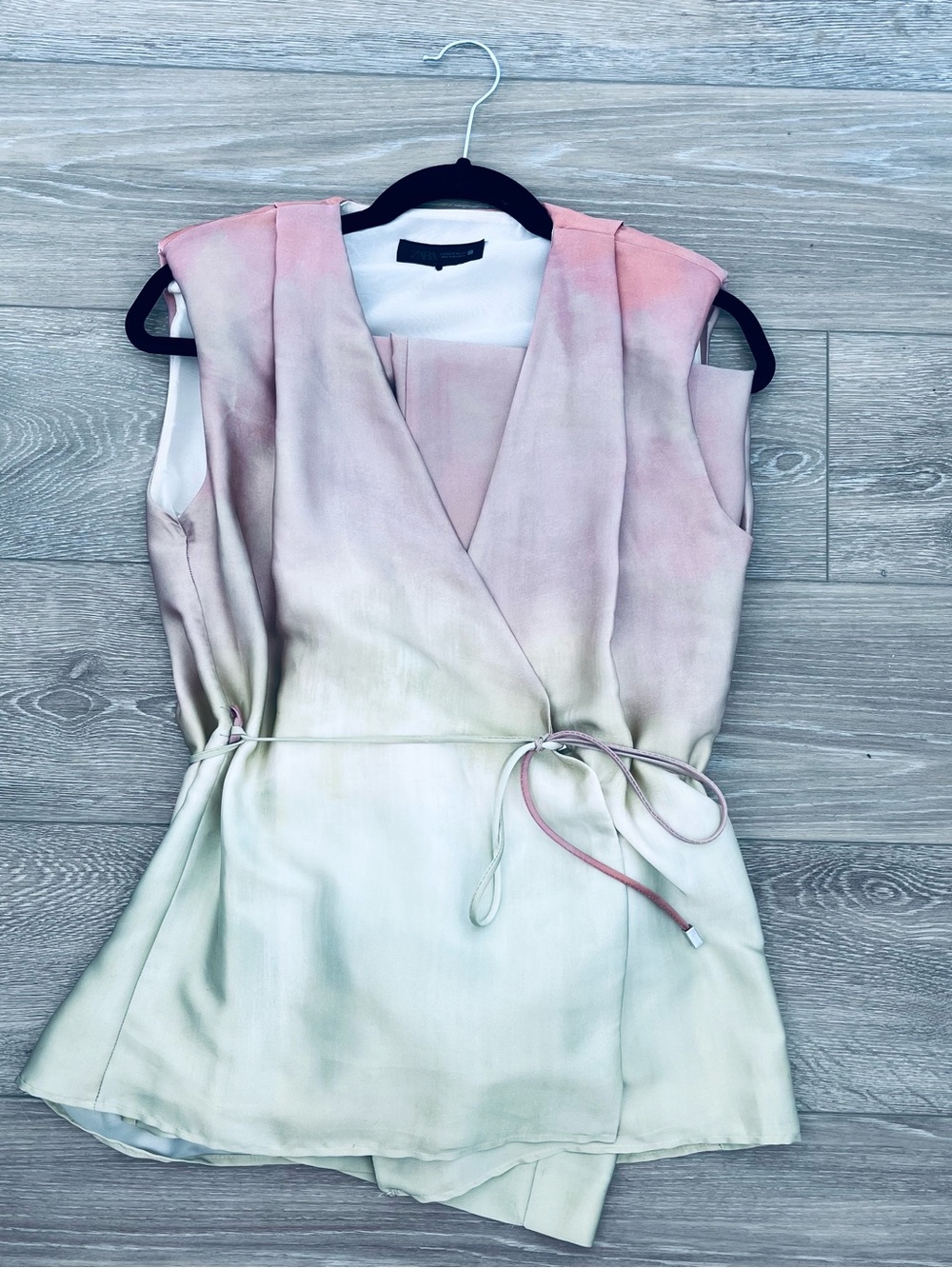 Zara 2 piece Sleeveless Wrap Top and pants in Pink to Green Ombre